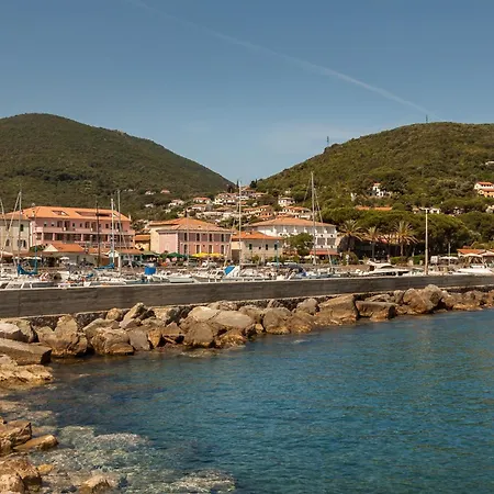 La Vecchia Scuola * Cavo